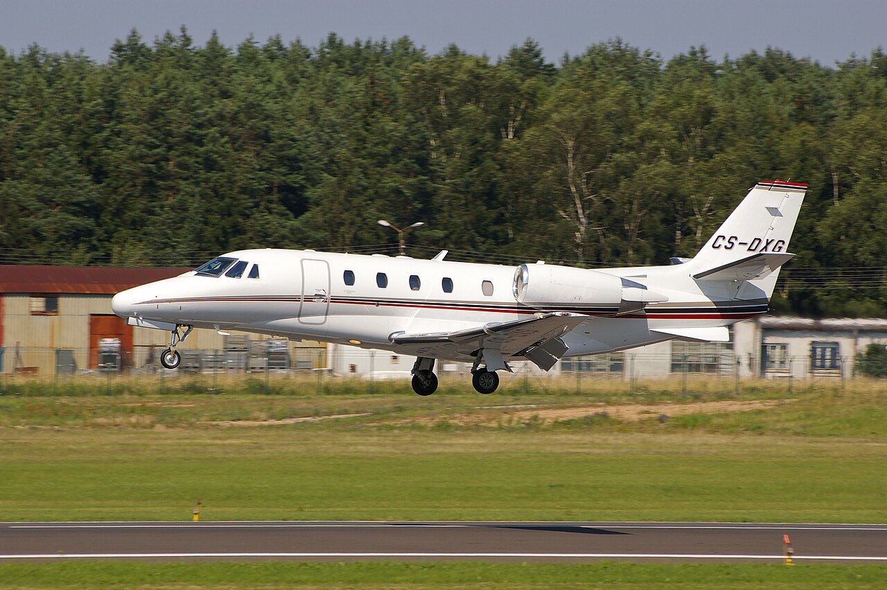Cessna Citation Excel (2000) — N579MH