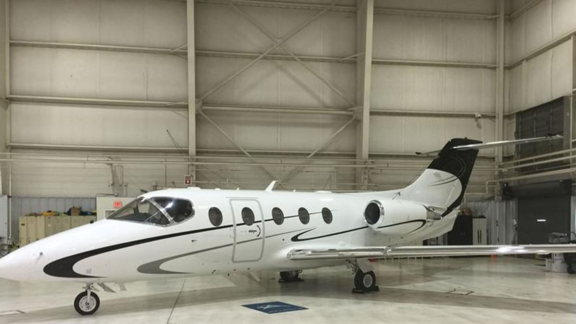 N100FN Fixed-wing multi-engine light business jet private jet