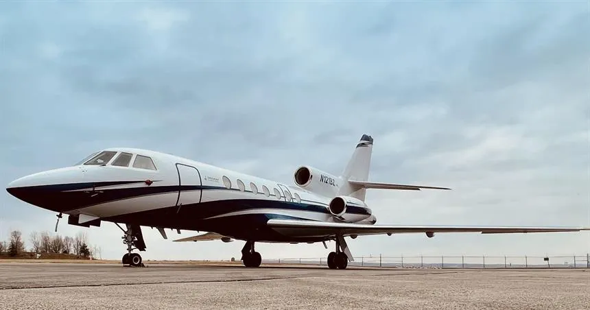 Dassault Falcon 50 (1983) — N121BZ