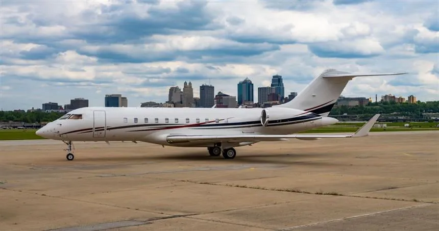N1226, Bombardier Global 5000