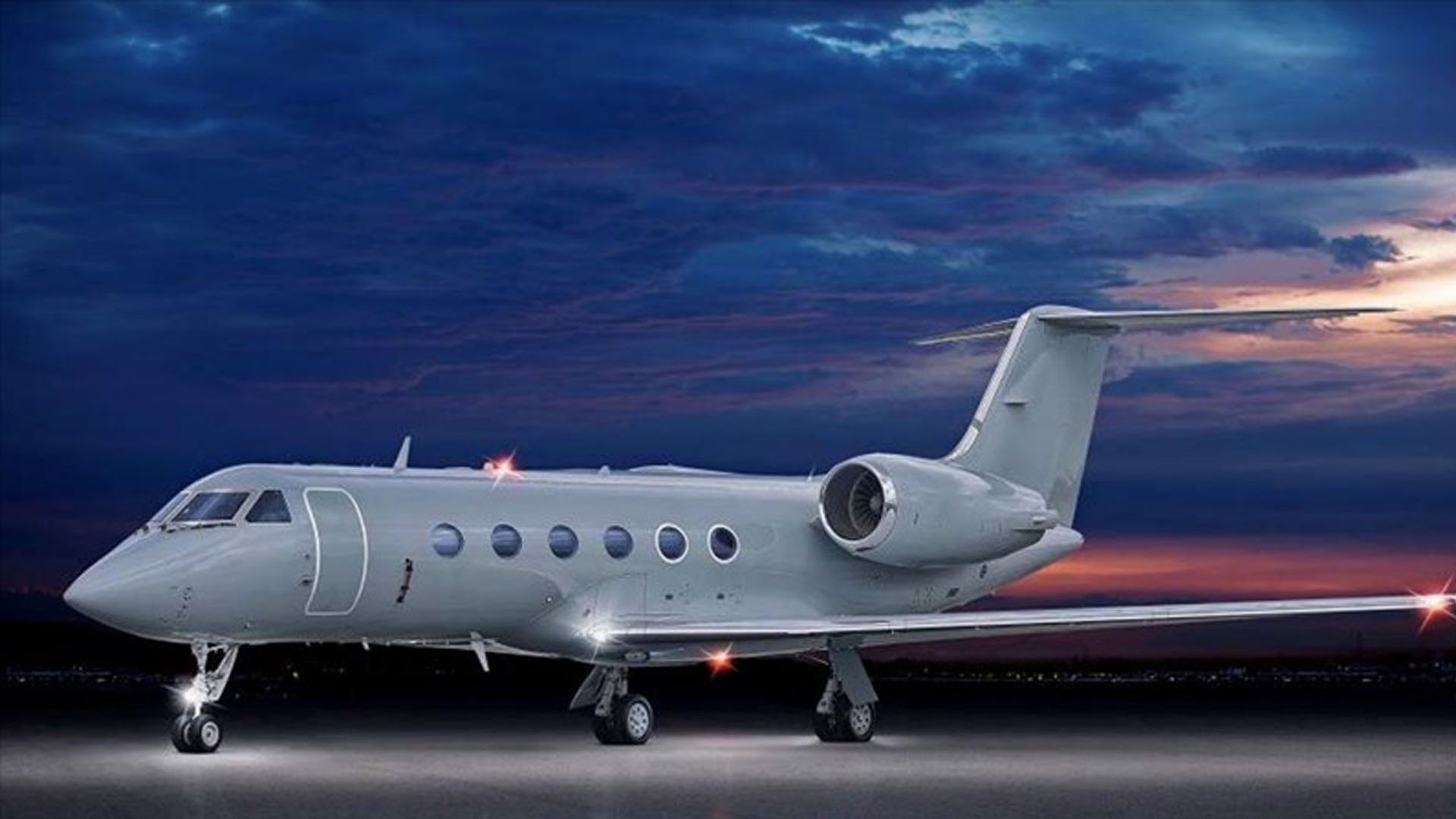 Gulfstream GIV (1995) — N129NS