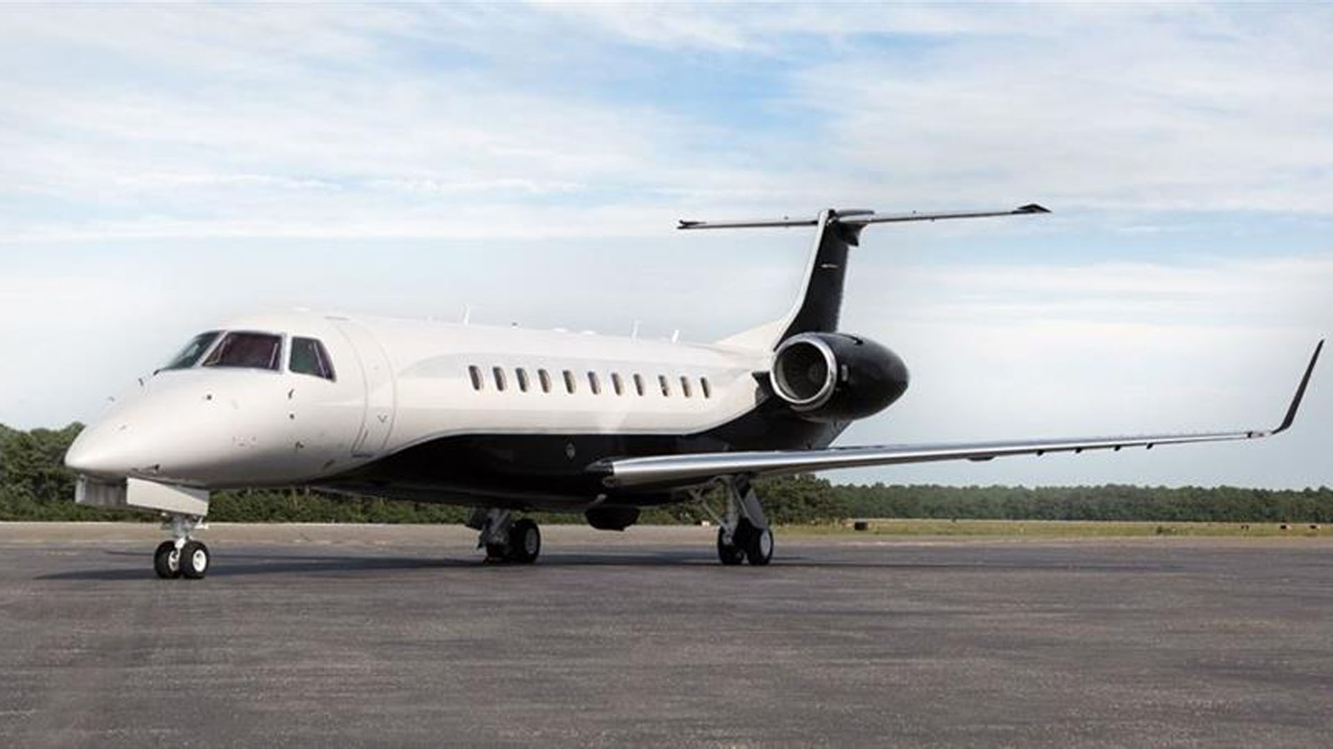 Embraer Legacy 600 (2006) — N135SC