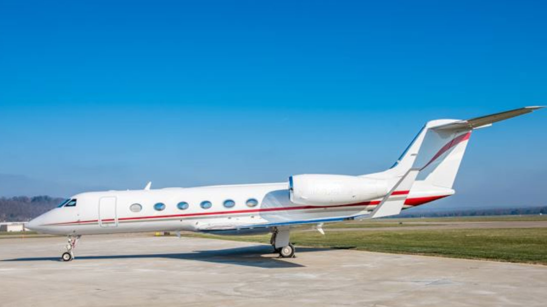 Gulfstream G450 (2009) — N14717
