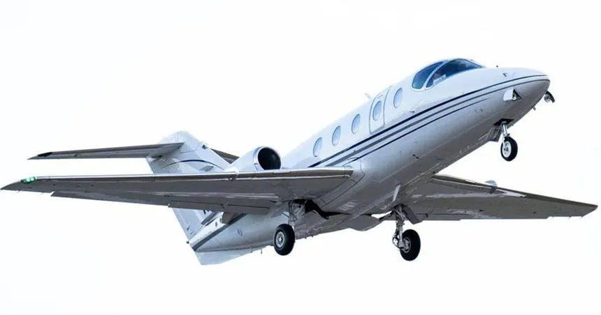 N157WH Hawker 400XP Light Jet