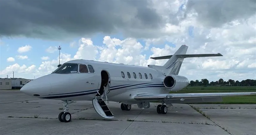 Hawker 800XP (1996) — N15RK
