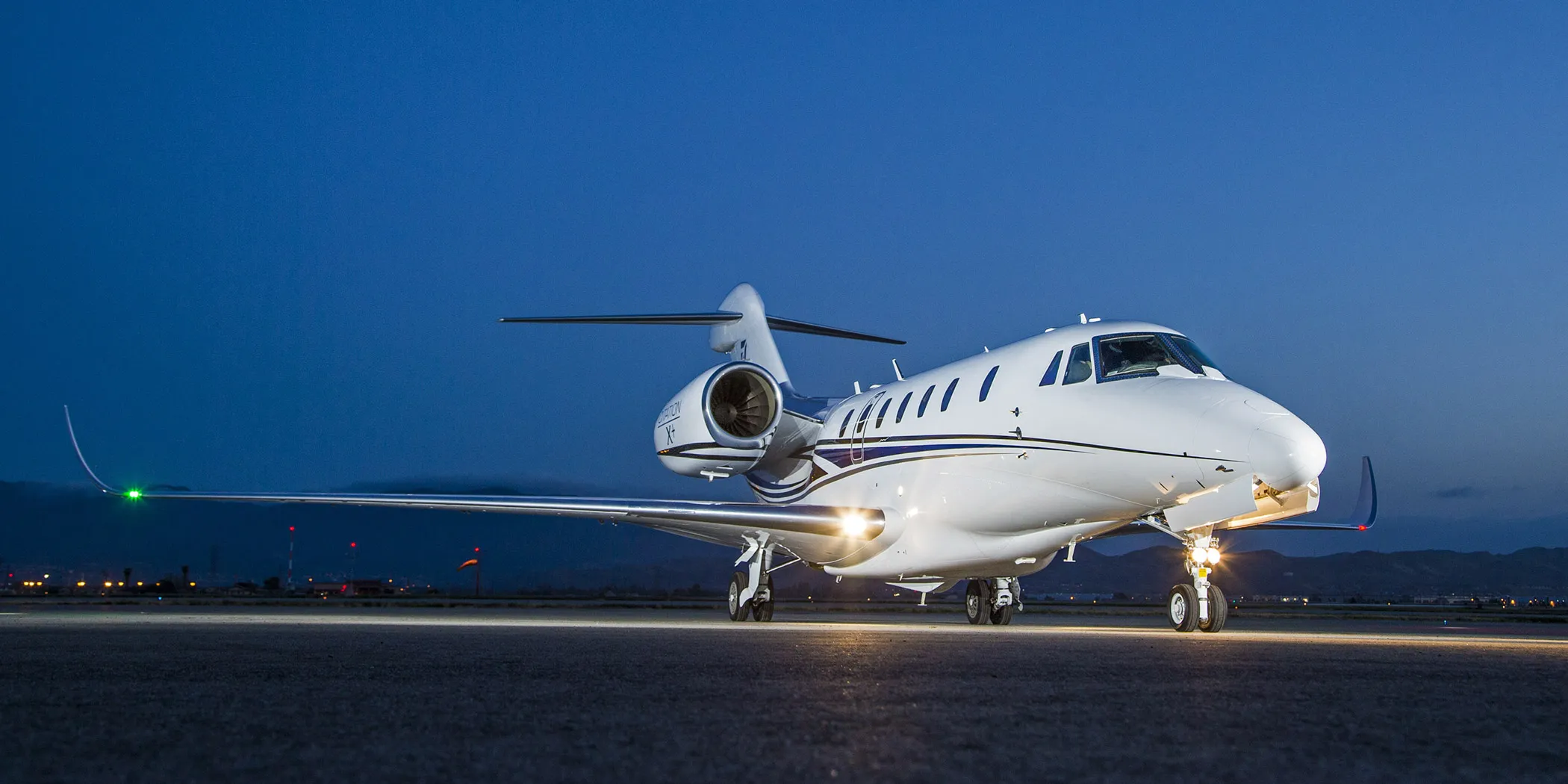 Cessna Citation X (1997) — N16PR