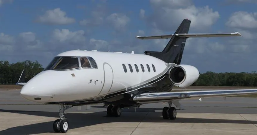 Hawker 900XP (2008) — N17RM