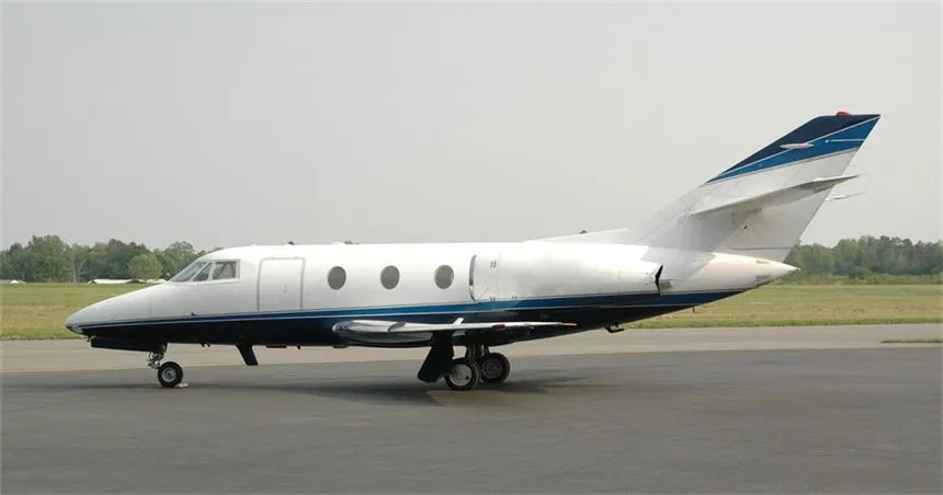 N211EC Dassault Falcon 10 Super light jet