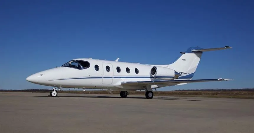 N215JL Hawker 400XP Light Jet
