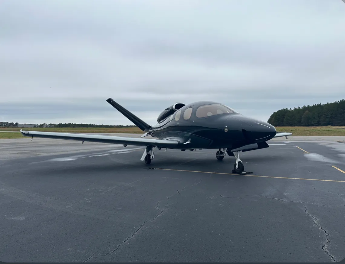 Cirrus Vision Jet (2020) — N21VJ