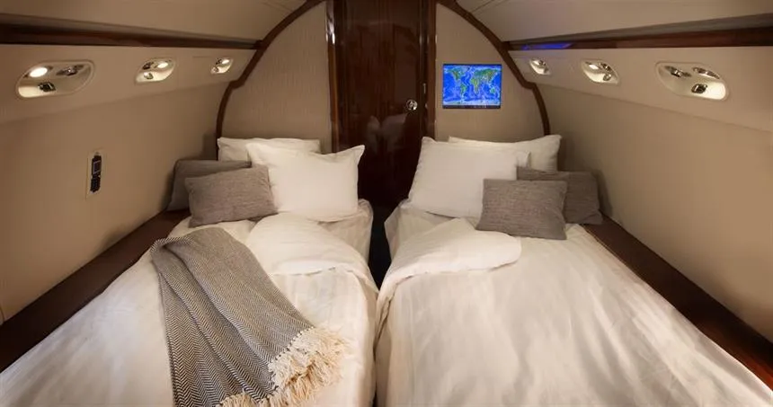 N222LX, Gulfstream GV