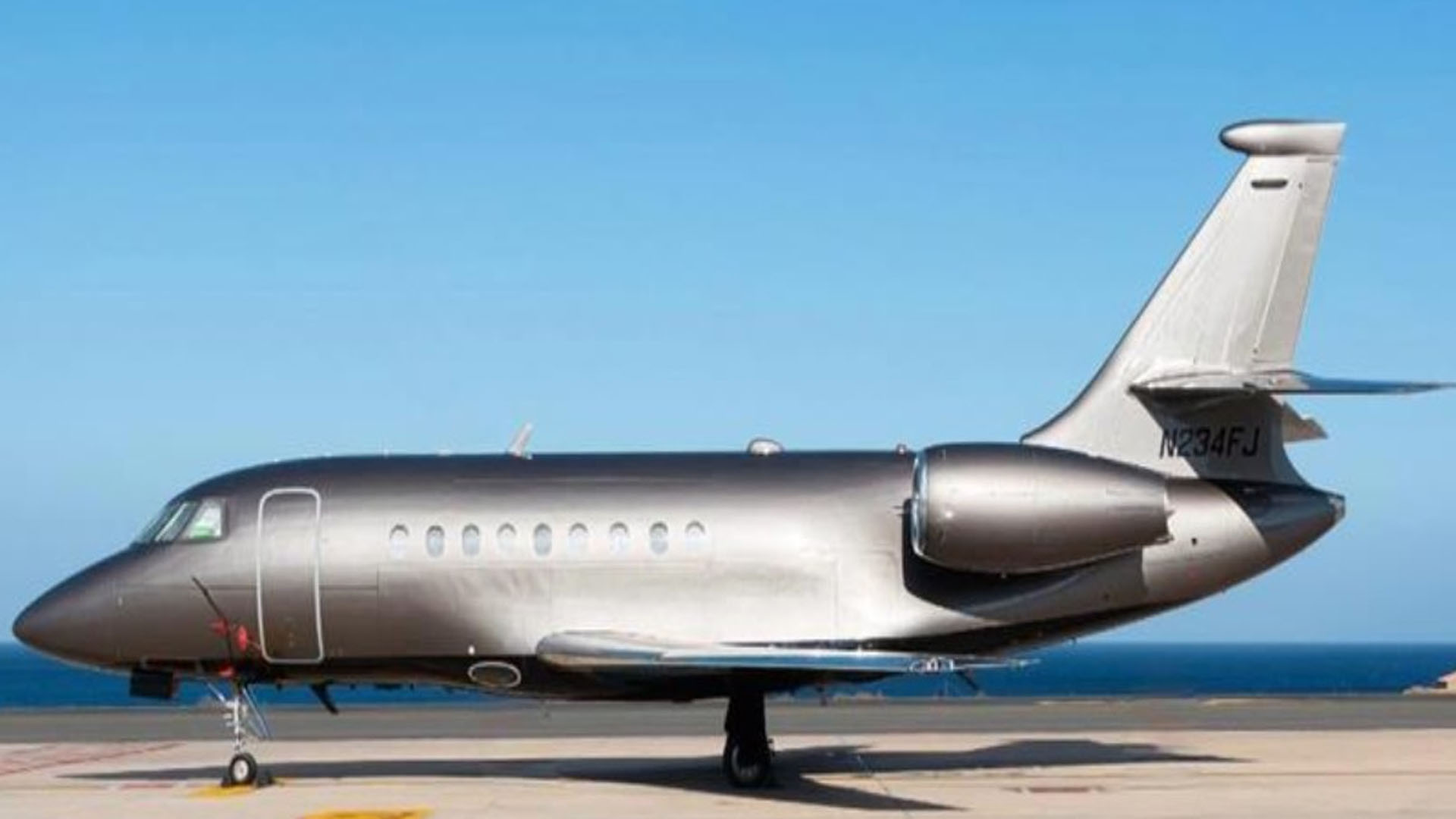 N234FJ Dassault Falcon 2000EX Business Jet private jet