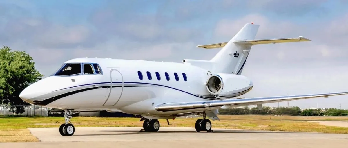Hawker 800XP — N279CF