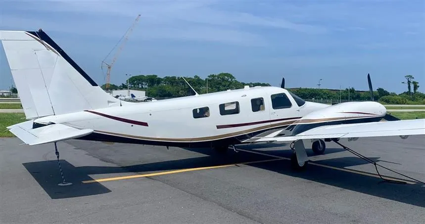 New Piper Aircraft INC PA-34-220T (2004) — N301SE