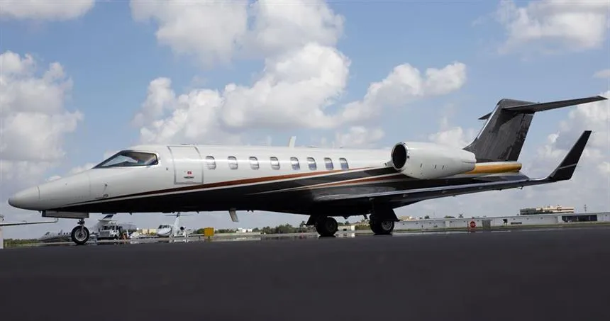 Learjet 45 (2008) — N302RV