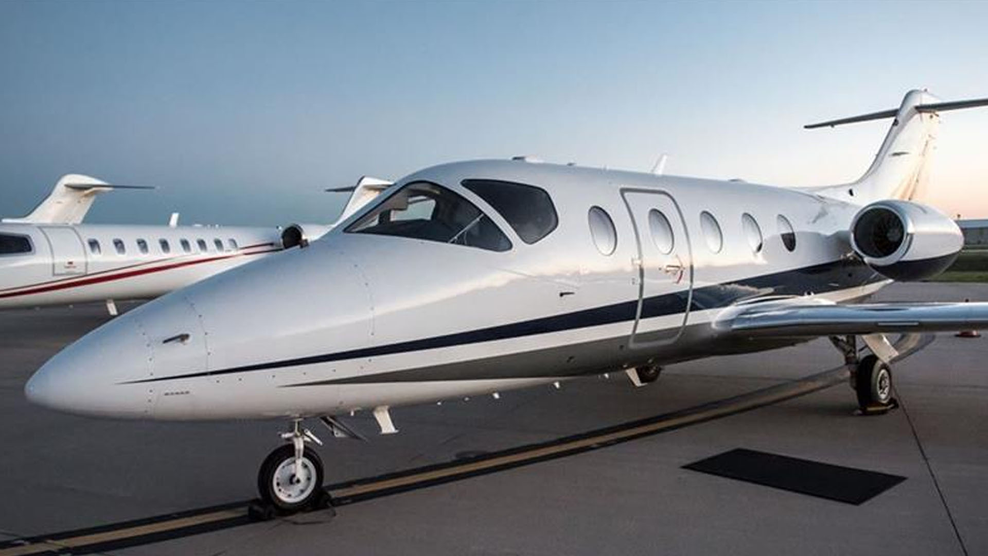 Beechjet 400A (2004) — N302TB