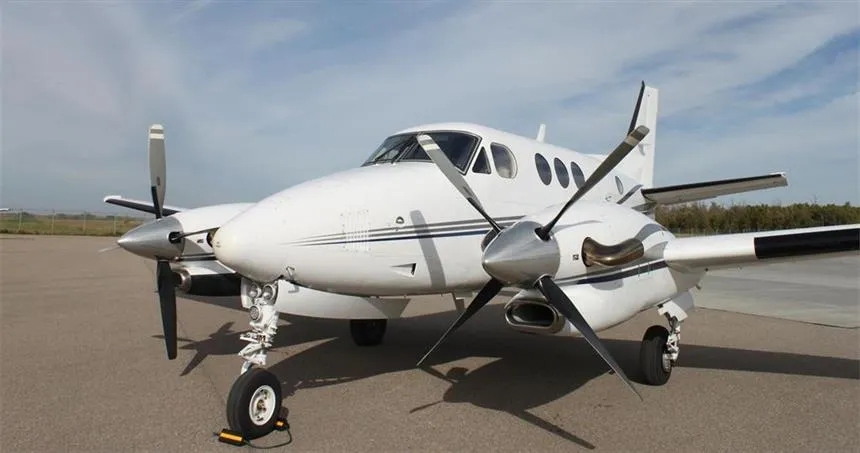 King Air C90 (1996) — N305ZA