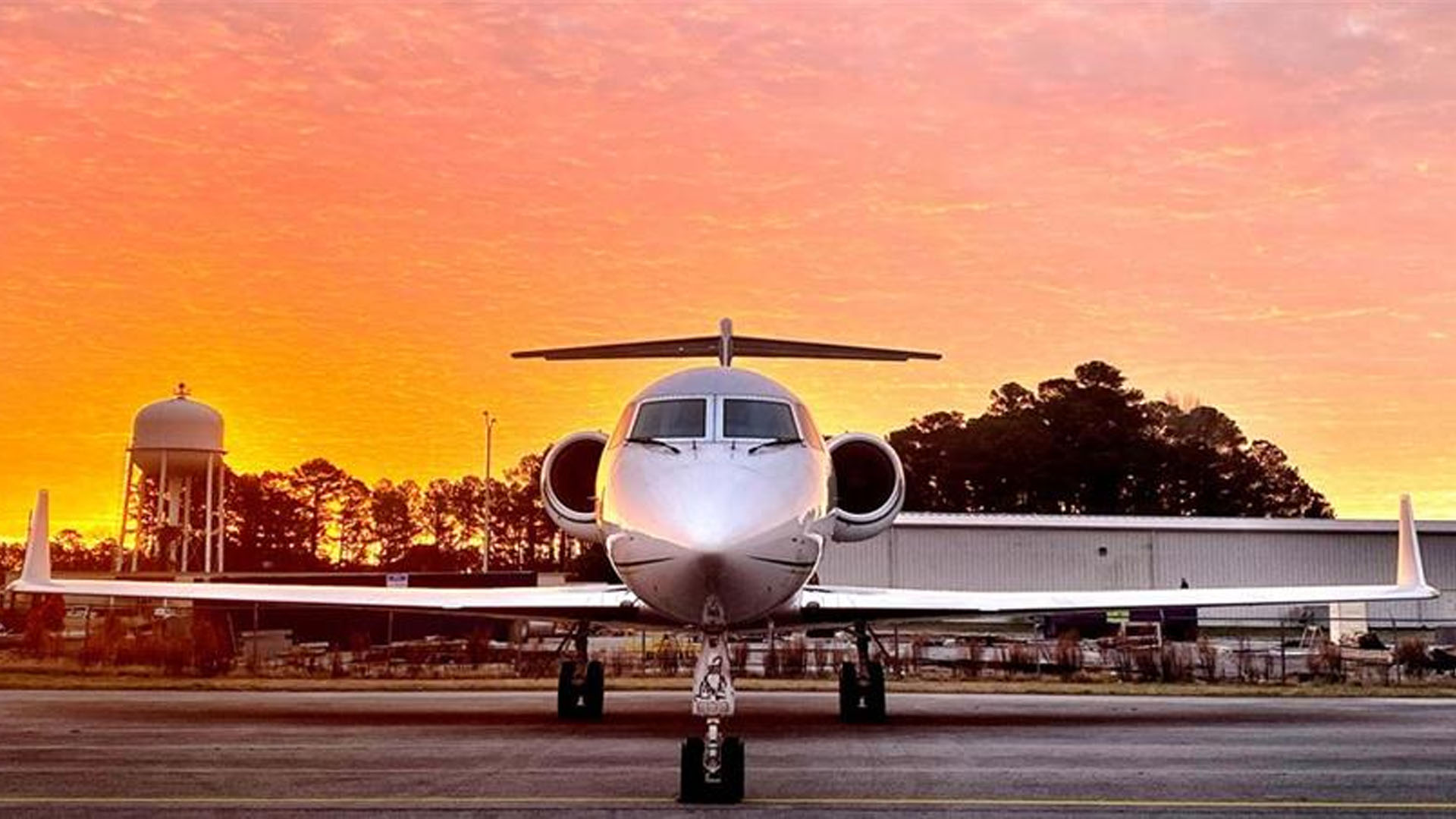 Gulfstream GIV (2000) — N408JS
