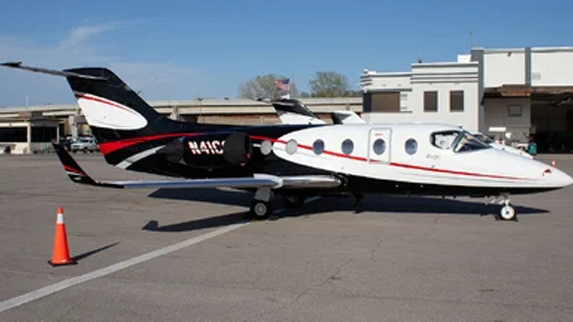 Beechjet 400A (2000) — N41CG