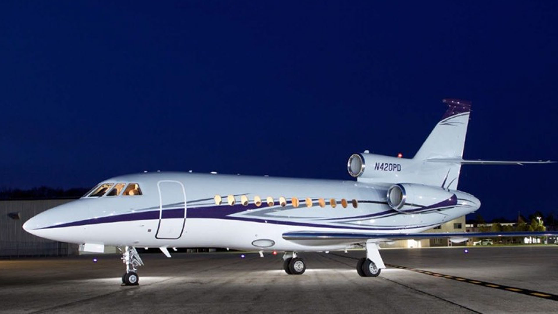 Dassault Falcon 900 (2001) — N420PD