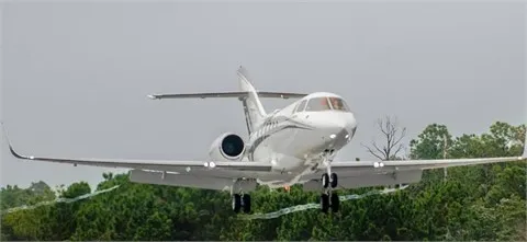 Hawker 800XP (1998) — N44UN