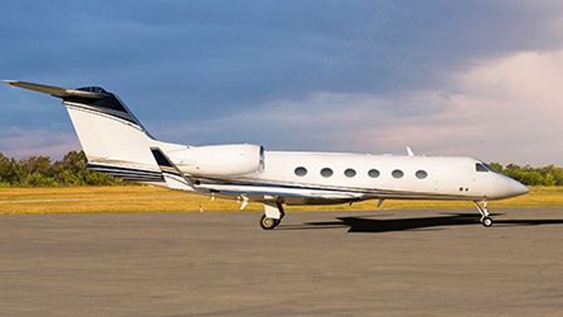 Gulfstream GIV (1998) — N450WG