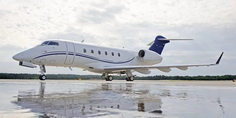 Bombardier Challenger 350 (2014) — N451HM