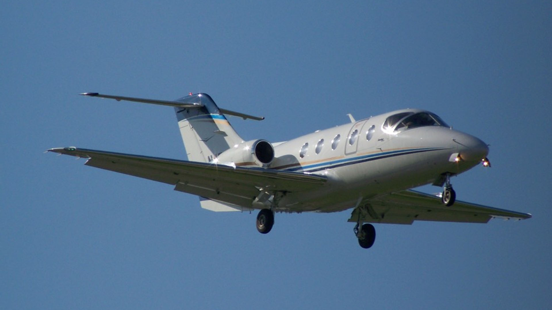 N452TM Fixed-wing multi-engine jet private jet