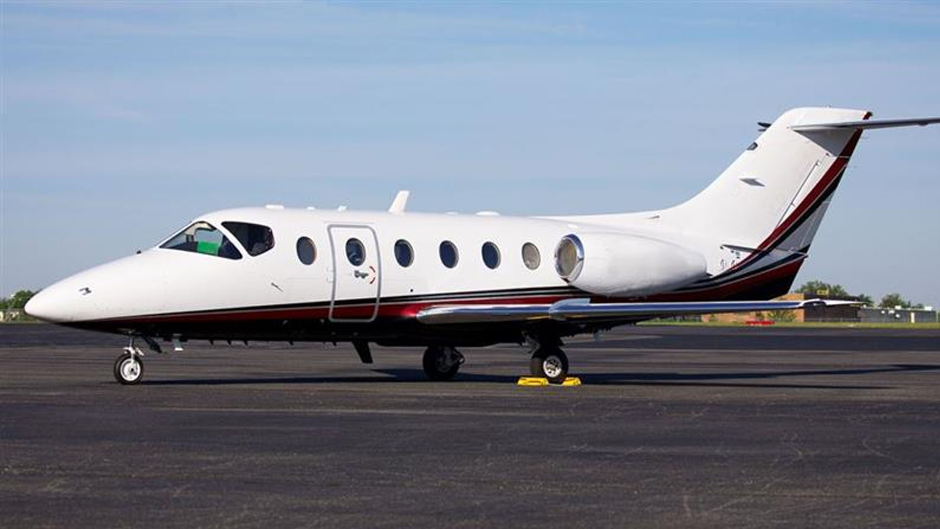 Beechjet 400A (1998) — N484TP