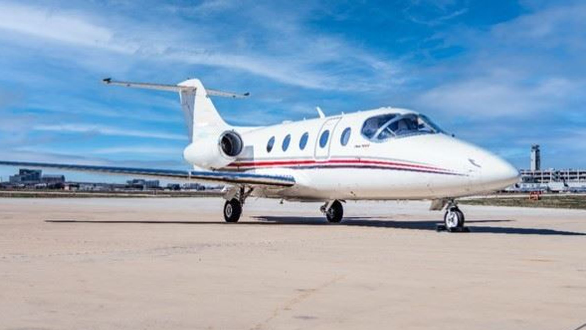 Beechjet 400A — N488B