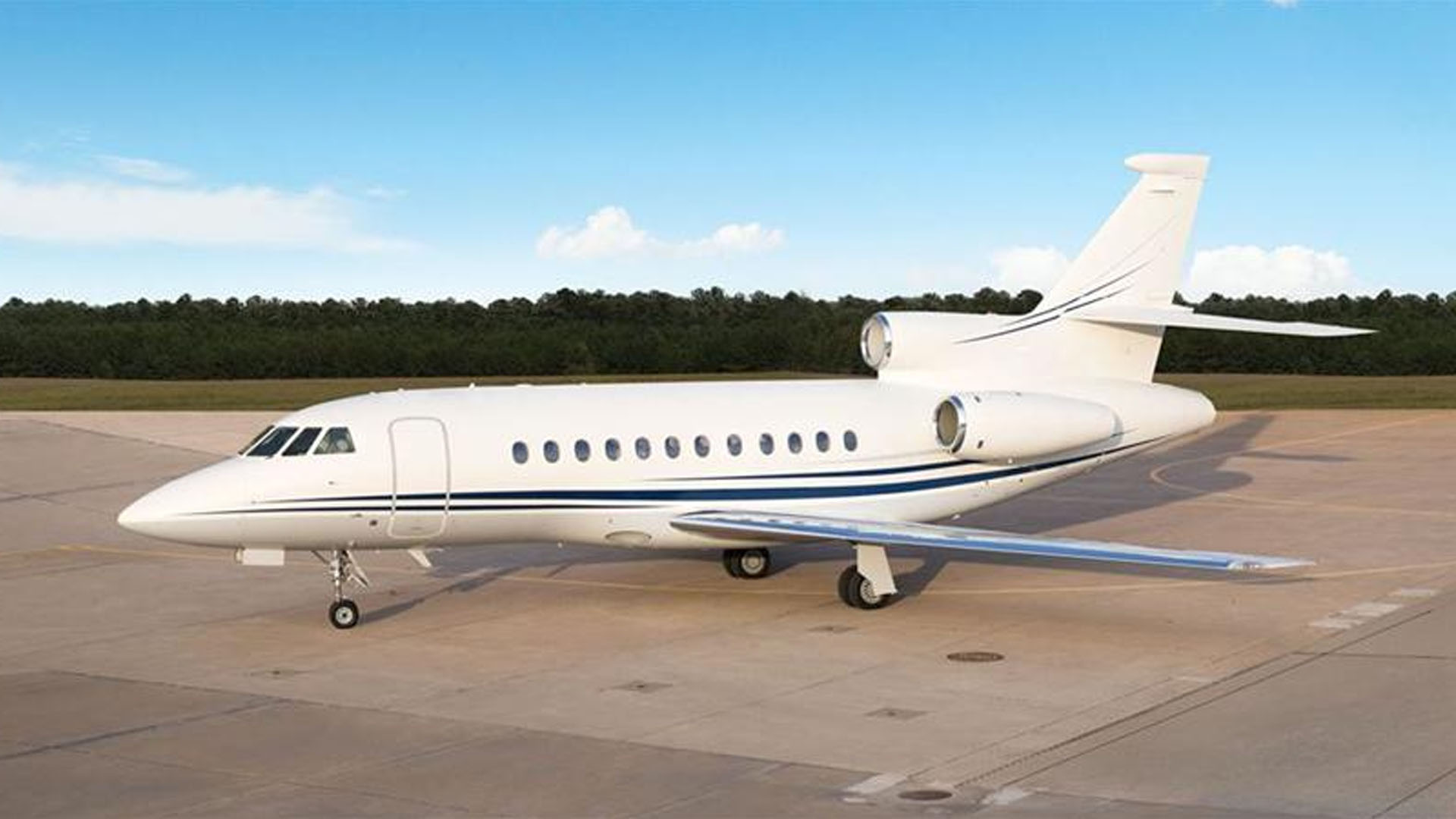 Dassault Falcon 900 (2006) — N513HS