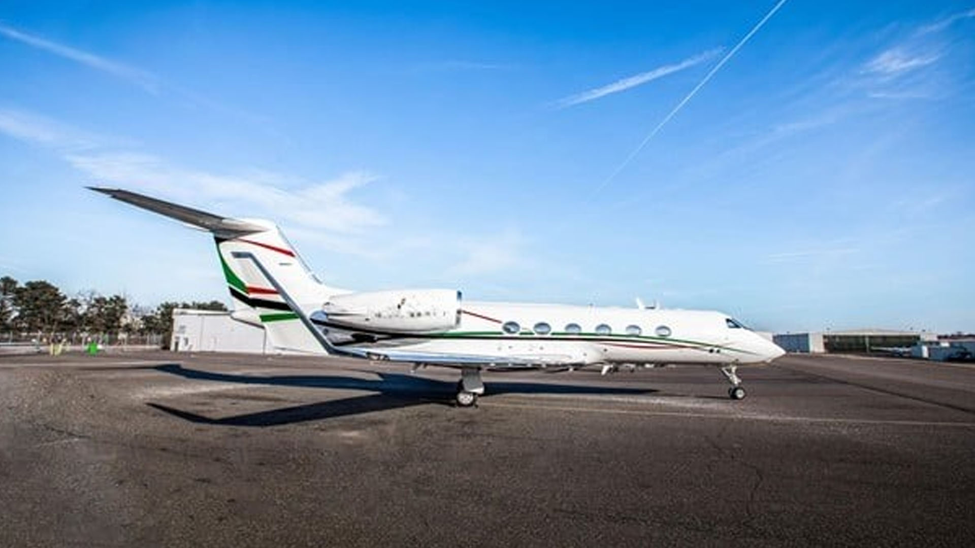Gulfstream Aerospace G-IV (G400) (2004) — N516MC