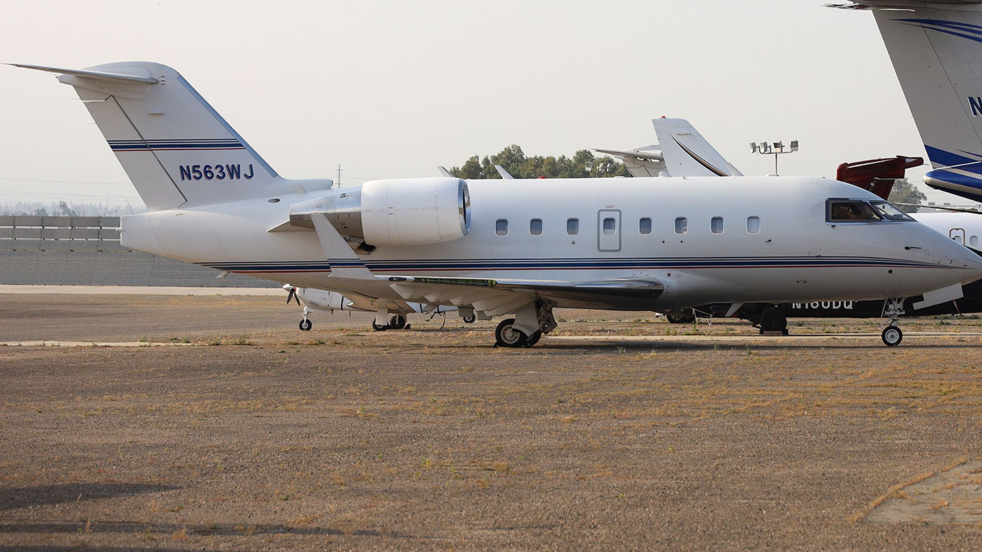 N563WJ Bombardier Challenger 600 private jet