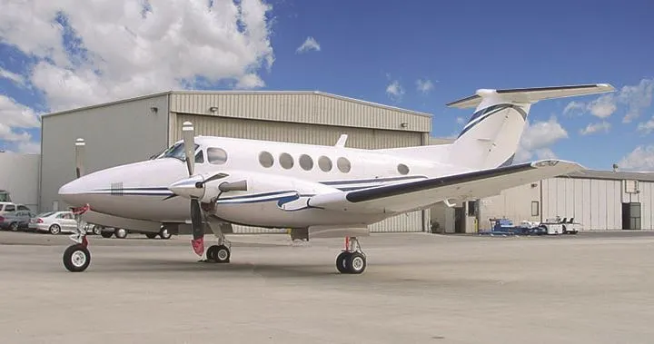 N61AP Beech King Air B200 Turbo prop