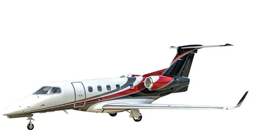 Embraer Phenom 300 — N66M