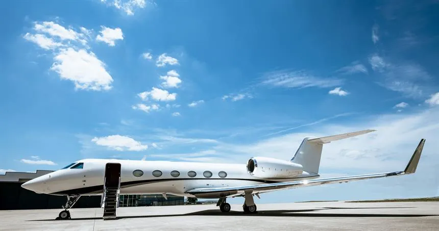 Gulfstream G450 — N674BP