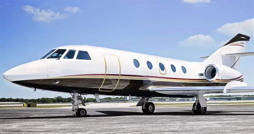Dassault Falcon 10 (1971) — N68UP