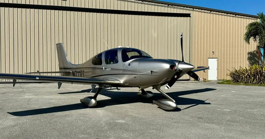 Cirrus Design CORP SR22 (2019) — N711FF