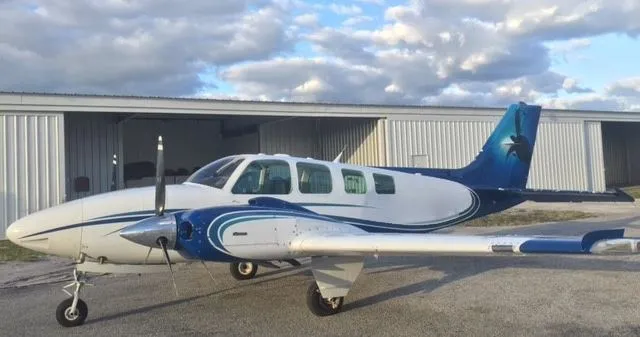 N7220J Beech BE-58P Piston Aircraft