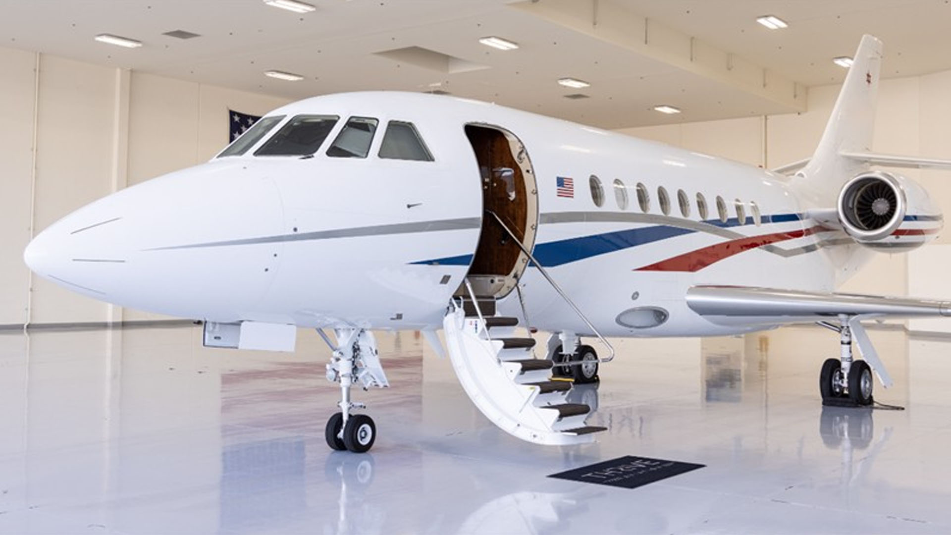 N770TM Dassault Falcon 2000EX private jet