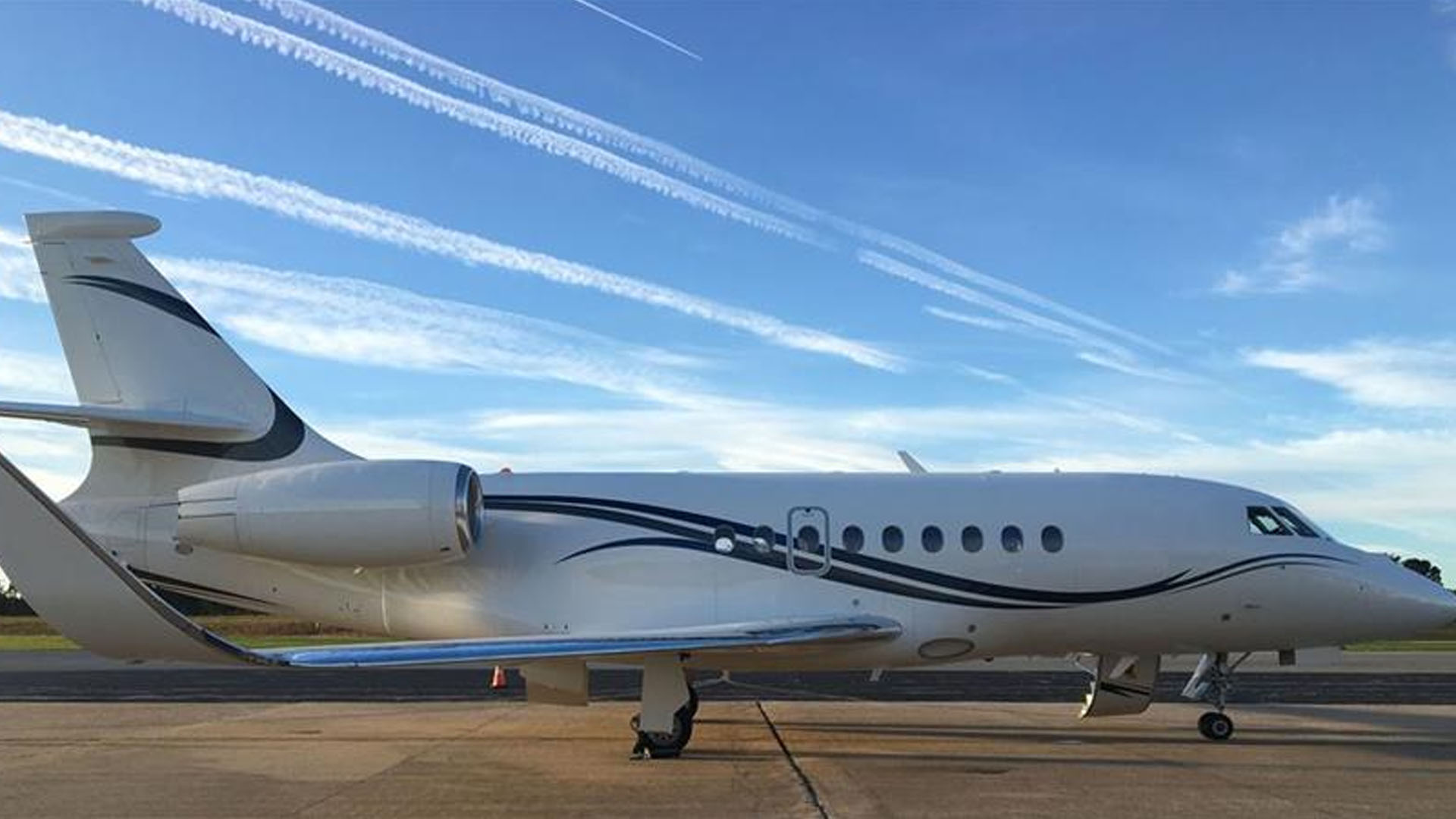 N771HM Dassault Falcon 2000EX private jet