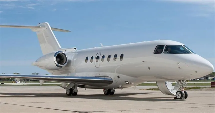 N796RM BAE 4000 Super Midsize