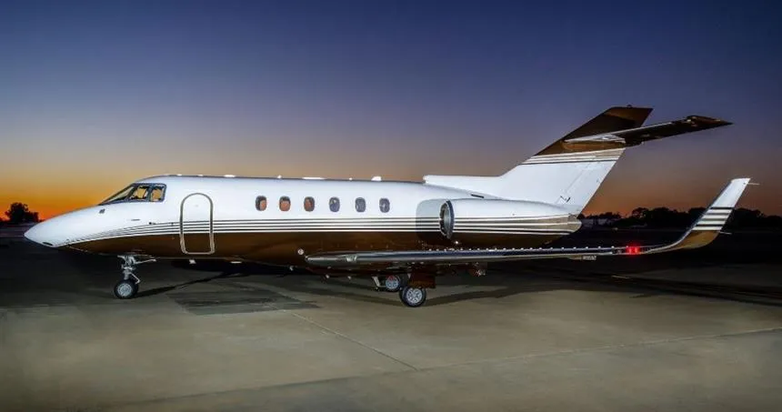 Hawker 850XP (2007) — N806MC