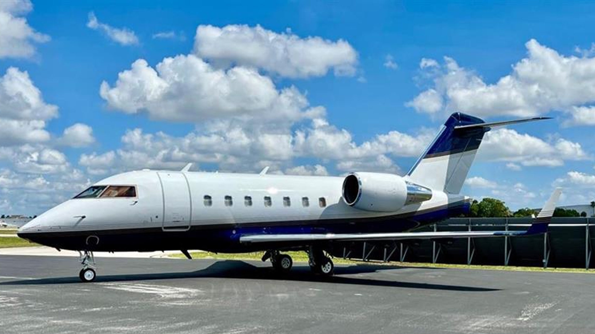 N810D Fixed Wing Single-Engine Land private jet