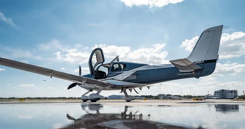 Cirrus Design CORP SR22T (2018) — N822JJ