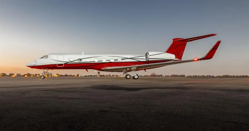 Gulfstream G550 (2010) — N888KZ
