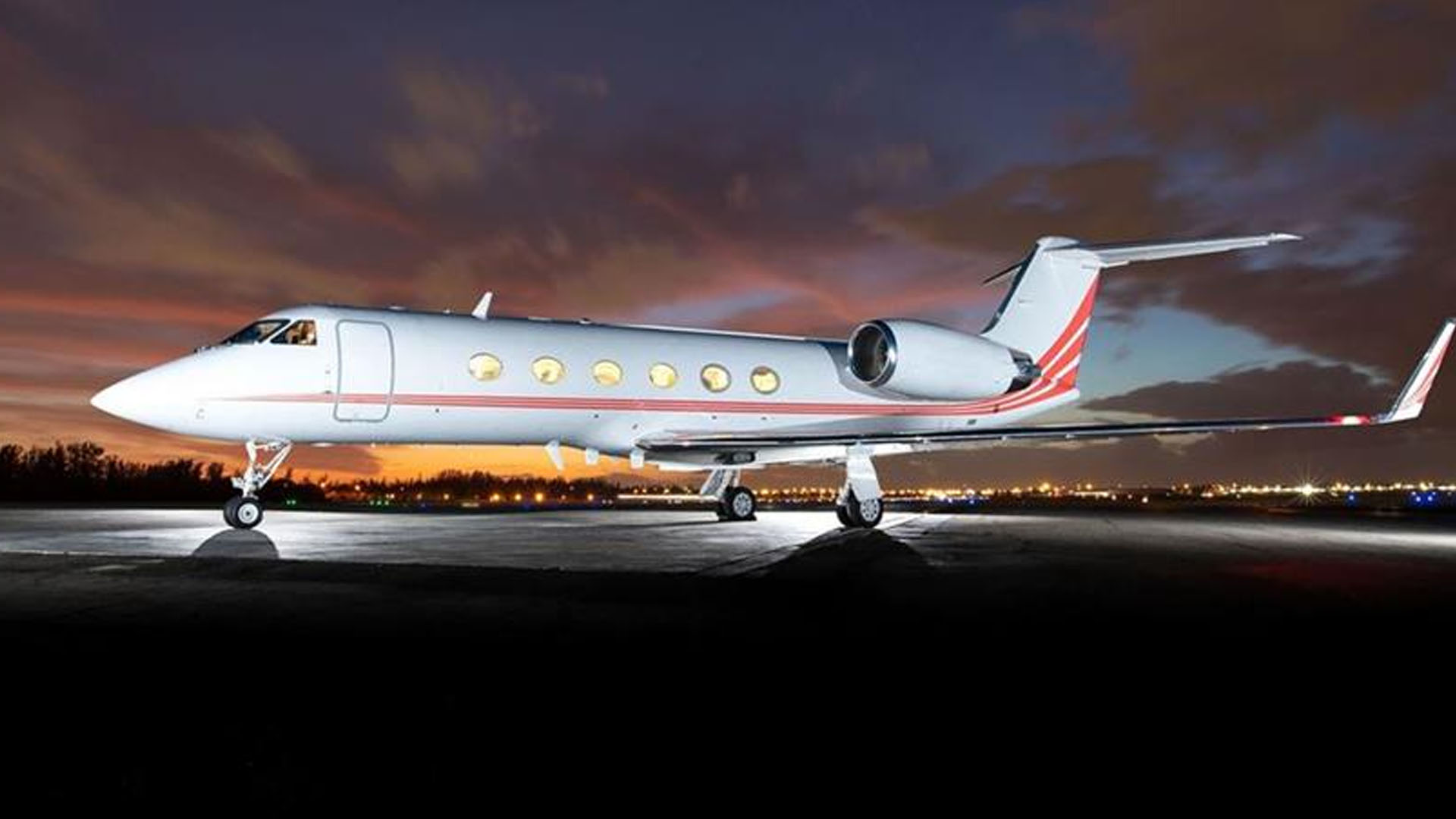 Gulfstream Aerospace G-IV (G400) (2004) — N960JS