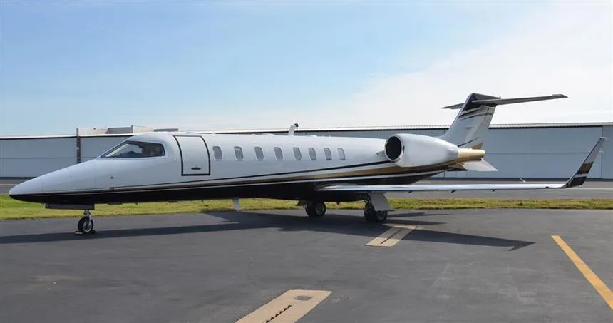 Learjet 45 (2001) — N979DR