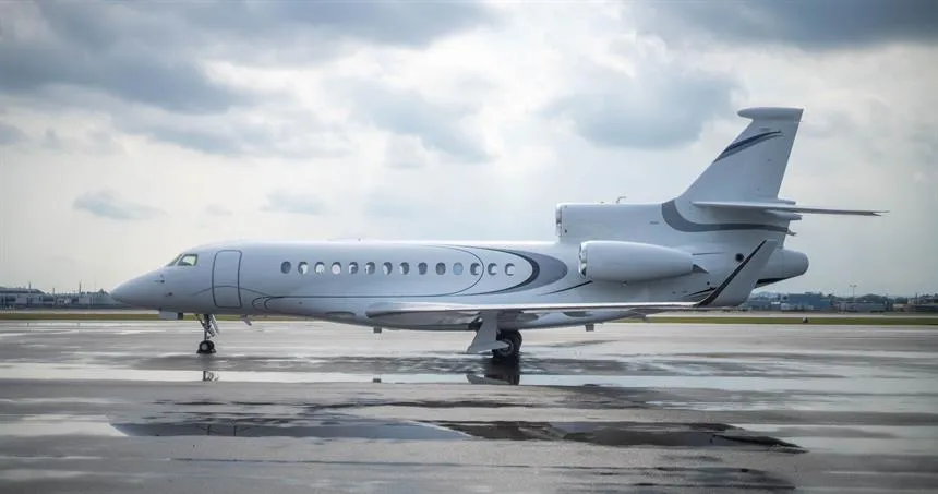Dassault Falcon 7X (2012) — N988NW