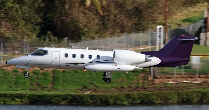 N990LC Learjet 35 Light Jet